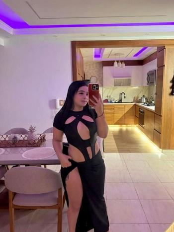 269-461-1225, 25  female escort, Evansville