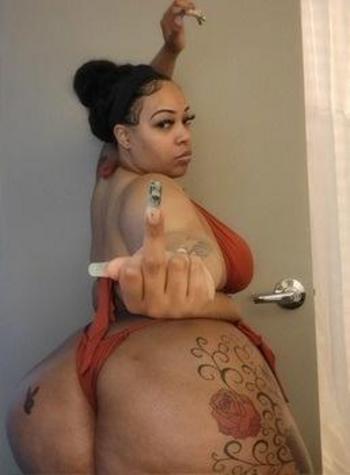 Bunzy, 35  female escort, Evansville