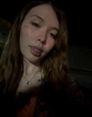 440-292-3084, 21  female escort, Evansville