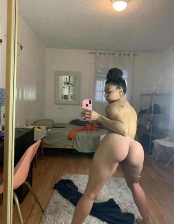 445-310-9516, 24  female escort, Evansville