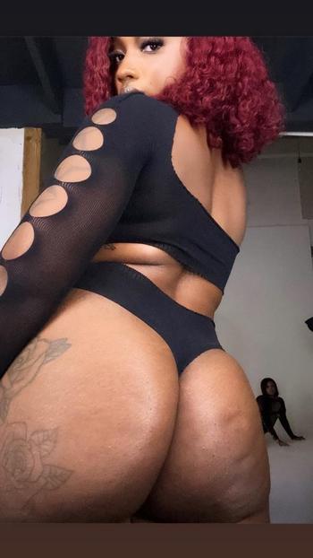 636-297-2919, 25  female escort, Evansville