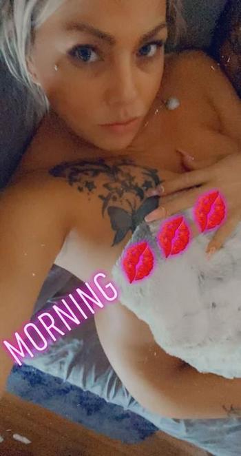 3137741990, female escort, Evansville